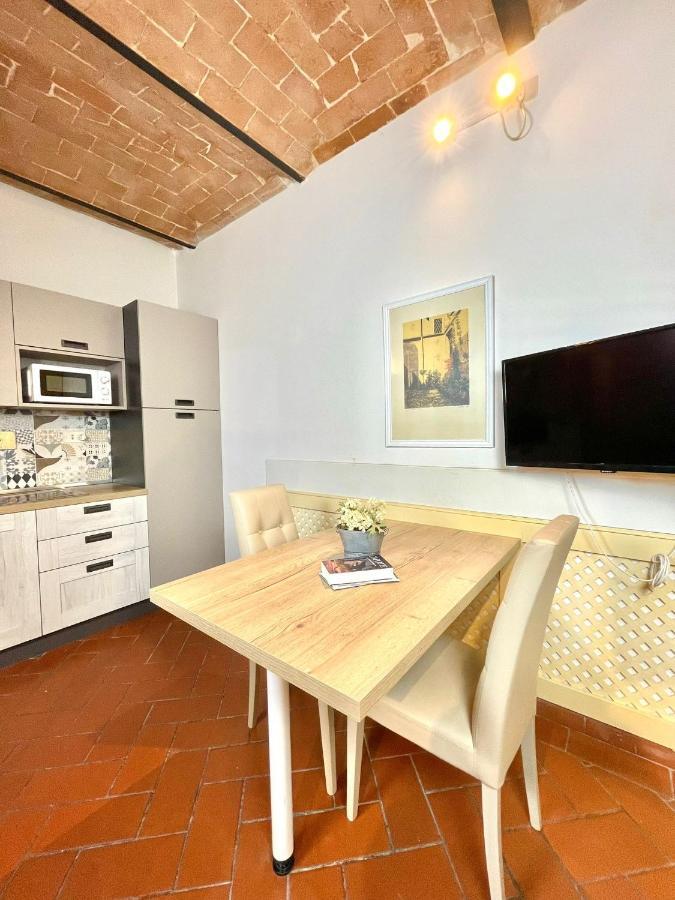 Maila Apartments 25Min From Florence プラート エクステリア 写真