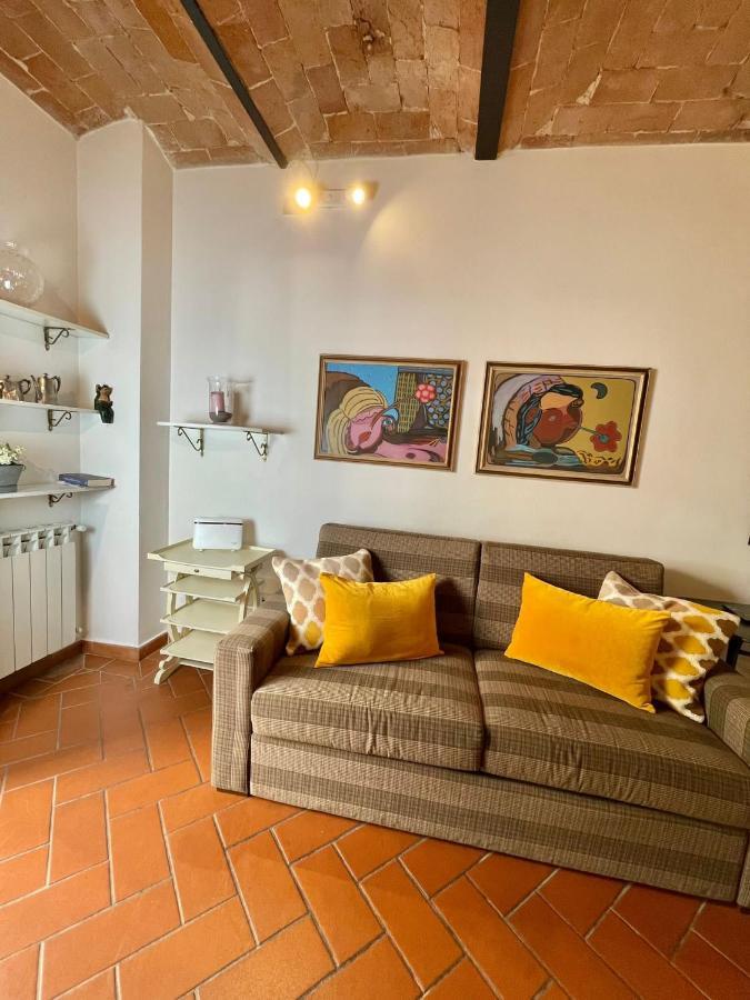 Maila Apartments 25Min From Florence プラート エクステリア 写真